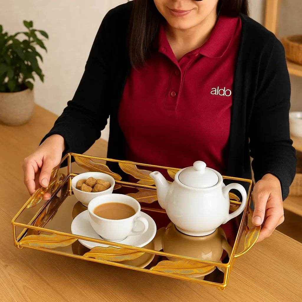 Bandeja de Vidro com Estrutura Dourada Alidolado - Alidolado