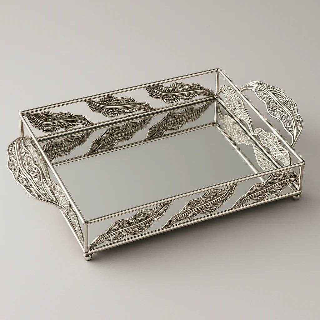 Bandeja de Vidro com Acabamento Prateado - Alidolado