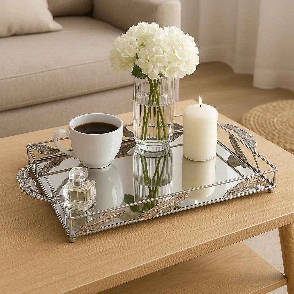 Bandeja de Vidro com Acabamento Prateado Alidolado - Alidolado