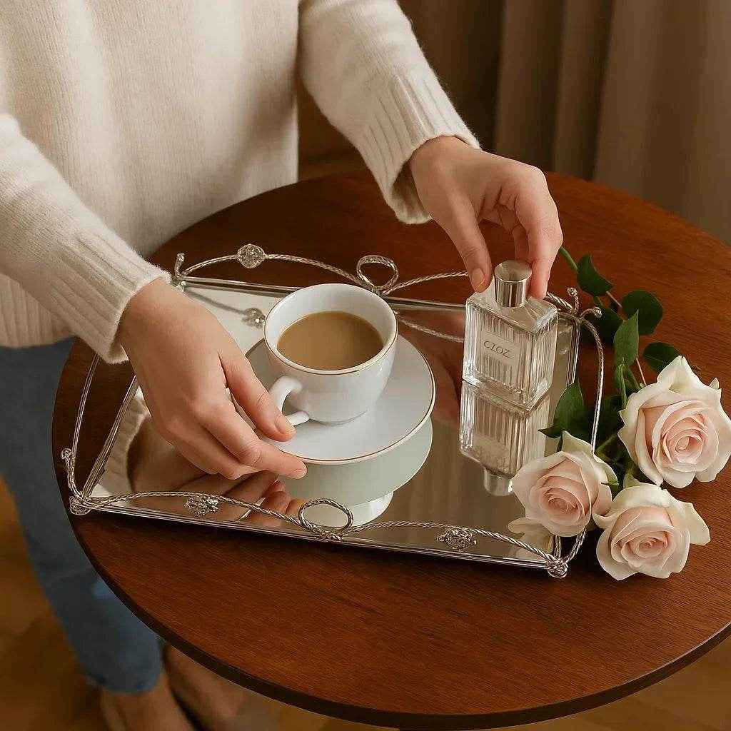 Bandeja de Vidro com Estrutura Prateada Alidolado - Alidolado