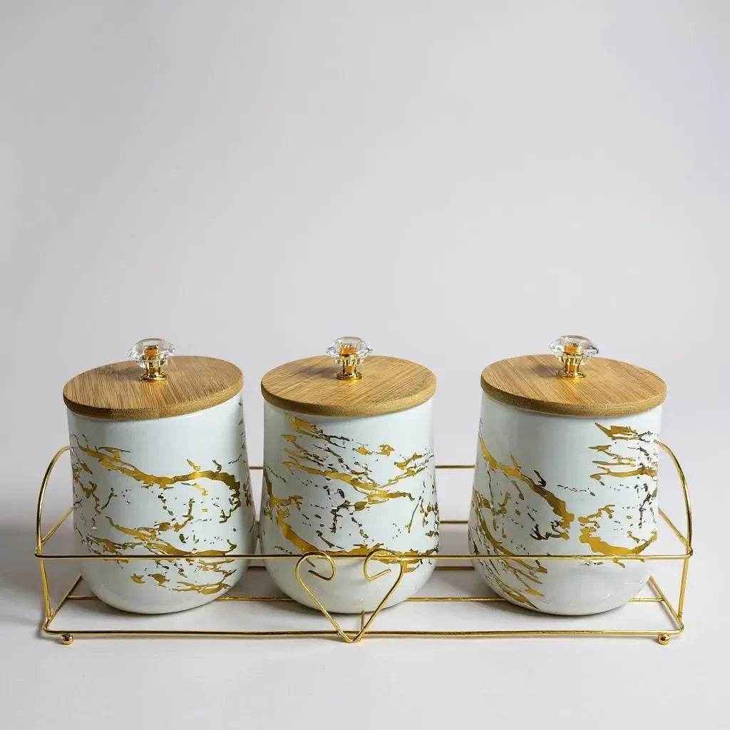 Conjunto de Cerâmica Branco com Detalhes em Madeira Alidolado - Alidolado