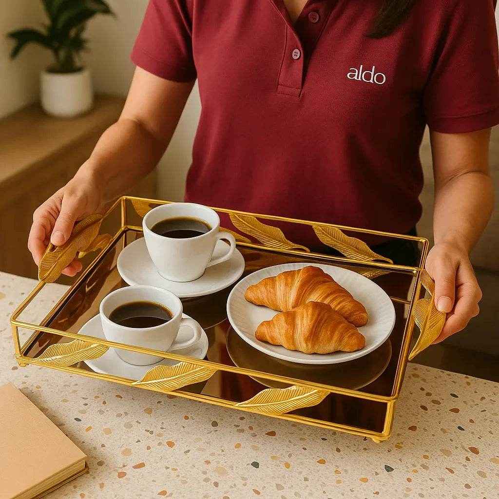 Bandeja de Vidro com Estrutura Dourada Alidolado - Alidolado