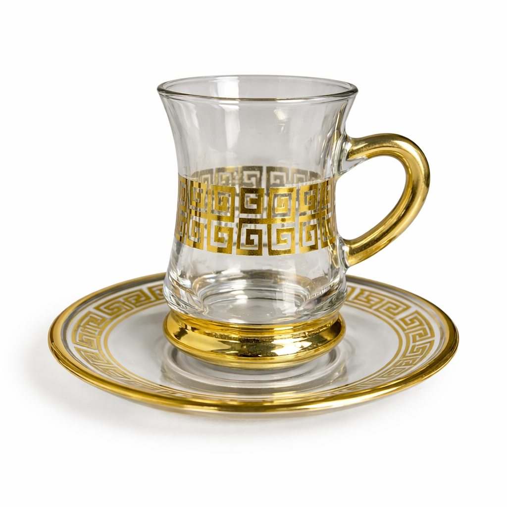 Xícara de Café de Vidro com Pires e Borda Dourada