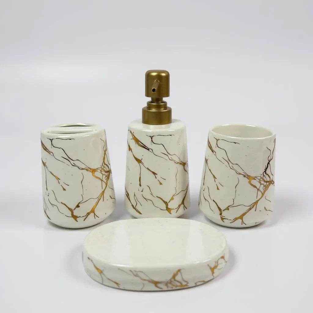 Conjunto de Banheiro Cerâmica Branco com Dourado Alidolado - Alidolado