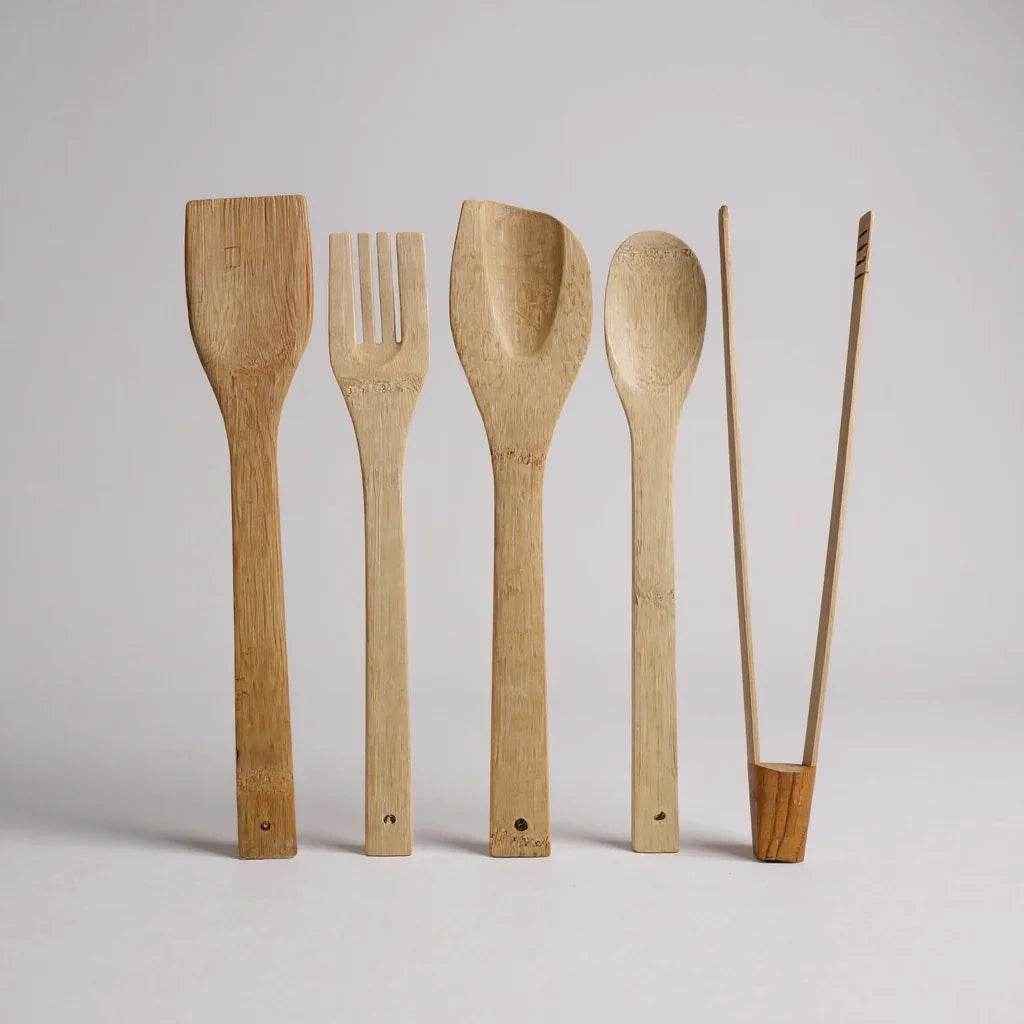 Conjunto de Utensílios de Cozinha em Bambu com Suporte – 6 Peças - Alidolado