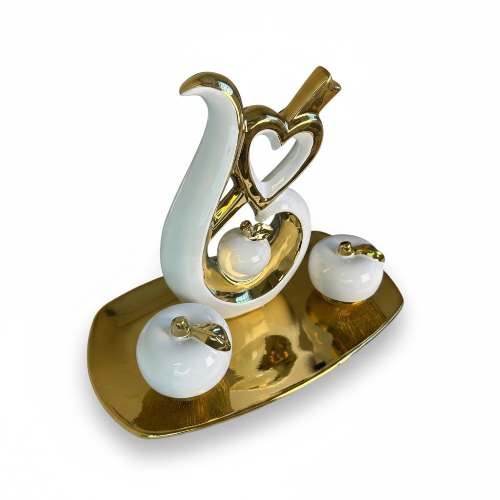 Conjunto de Esculturas Decorativas Corações e Maçãs em Cerâmica Branco com Dourado