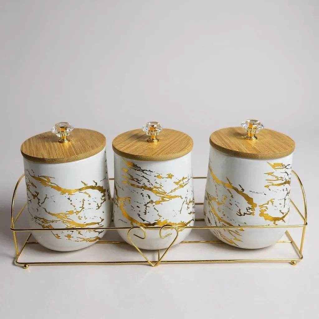 Conjunto de Cerâmica Branco com Detalhes em Madeira Alidolado