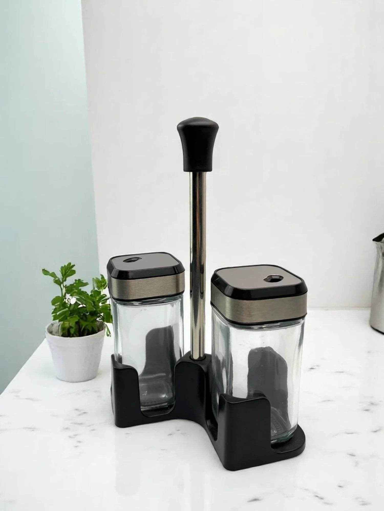 Conjunto de Saleiro e Pimenteiro com Suporte Alidolado - Alidolado