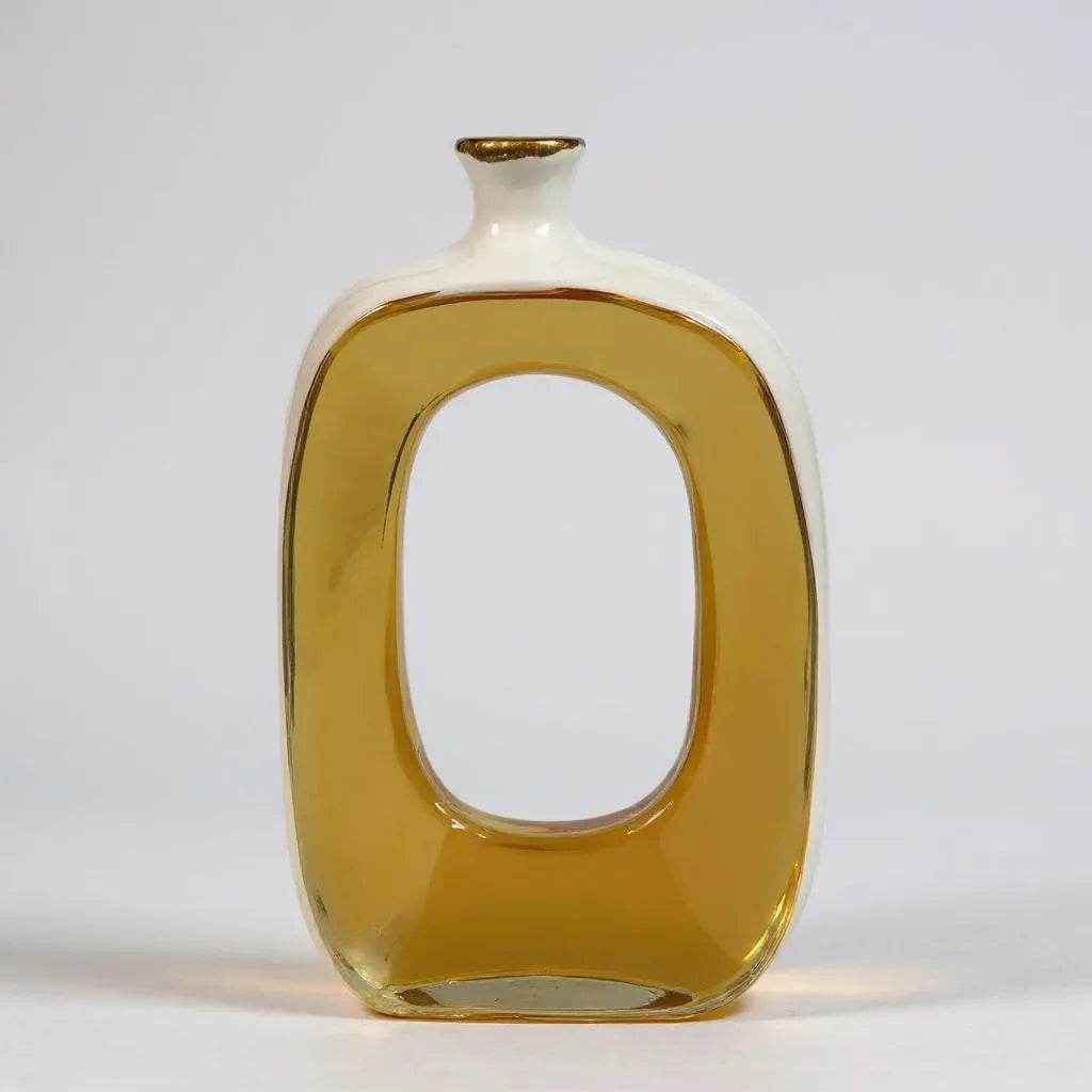 Vaso com Abertura Oval e Detalhes Dourados Alidolado