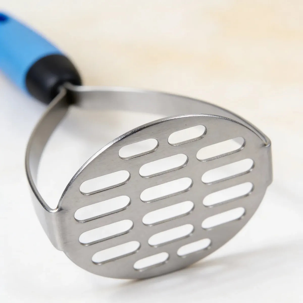 Amassador de Batatas Ergonômico