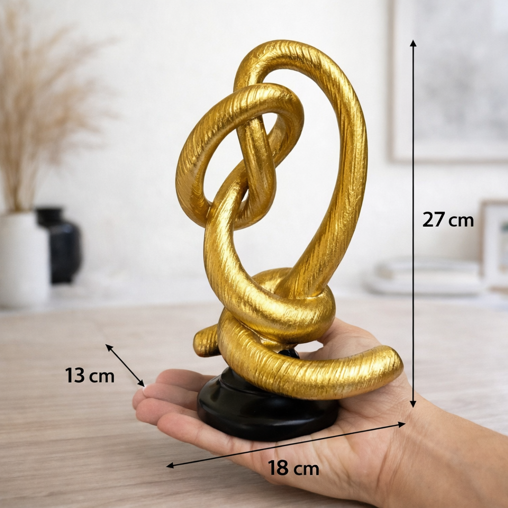 Escultura Decorativa Entrelaçada Dourada com Base Preta em Resina