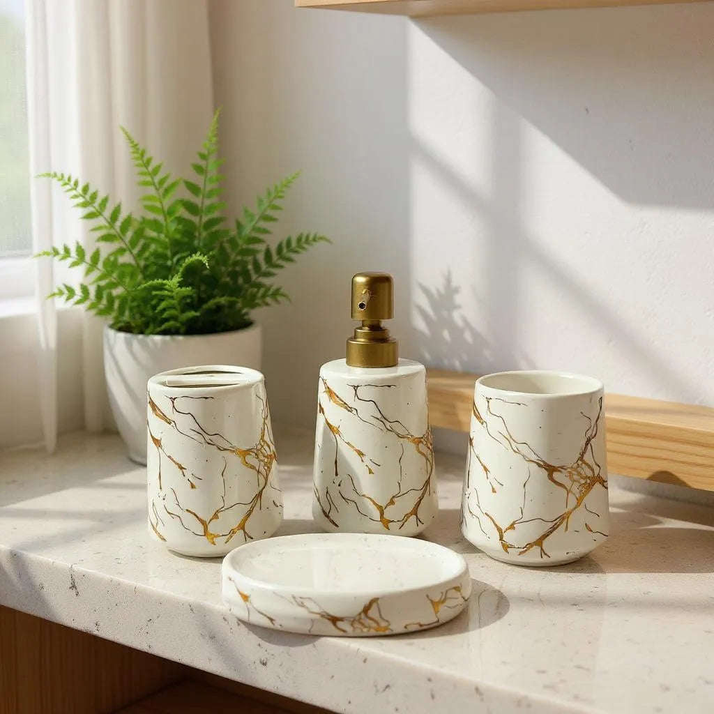 Conjunto de Banheiro Cerâmica Branco com Dourado Alidolado